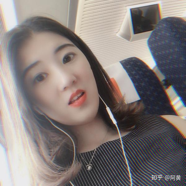 有个漂亮女朋友是什么体验?