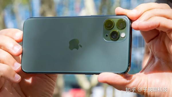 iphone13外观,苹果iphone13图片 iphone 13外观已曝光,刘海儿或将消失,果粉:信号和续航要提高