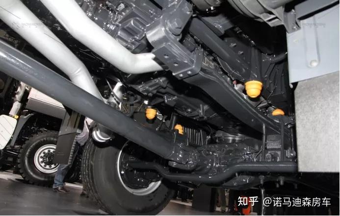 中金博朗九龙b型自行式商务房车_越野房车 b型_b型房车驾照