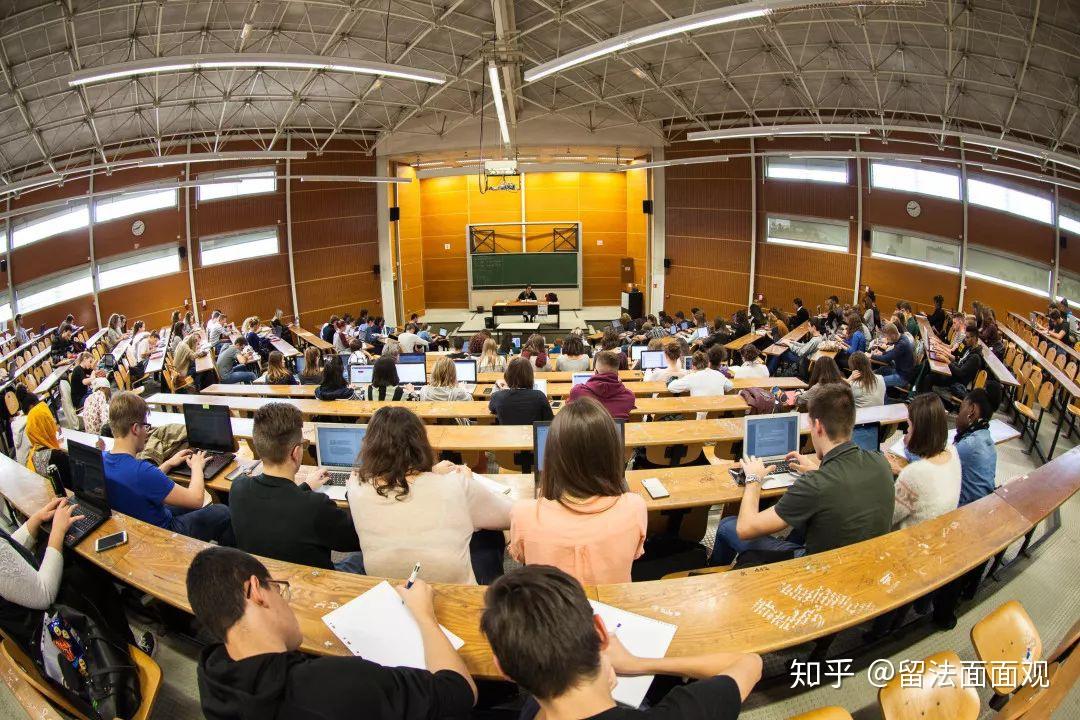 贝桑松大学法国留学