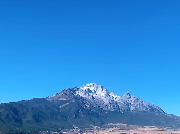 丽江玉龙雪山远景