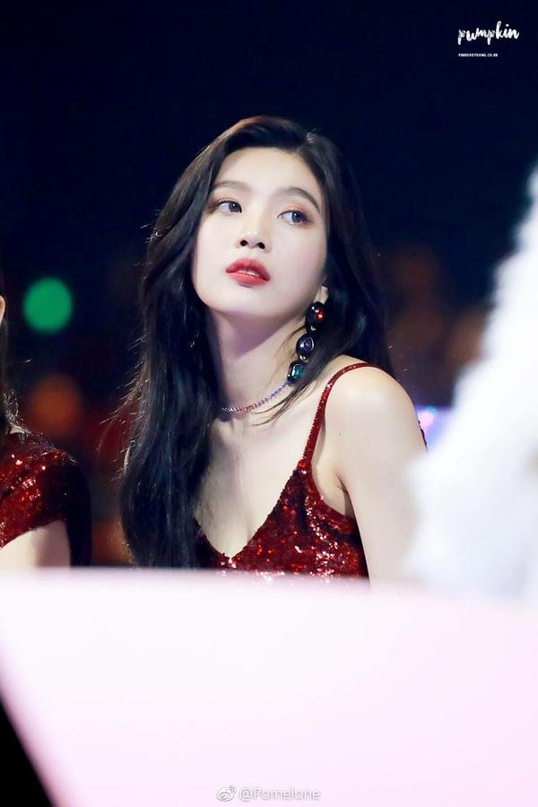 如何分析red velvet joy(朴秀荣)的五官?