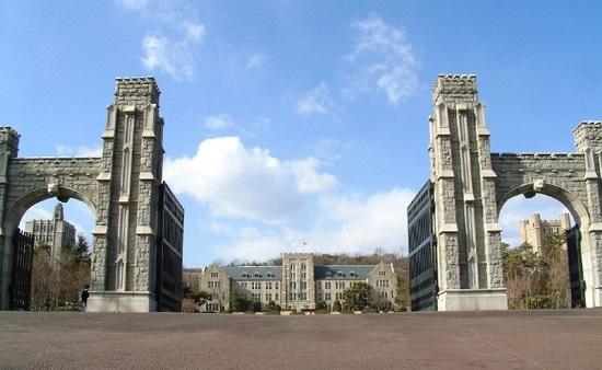 建国大学暂列第15位,建国大学总校位于韩国的首都首尔,在忠州市设有