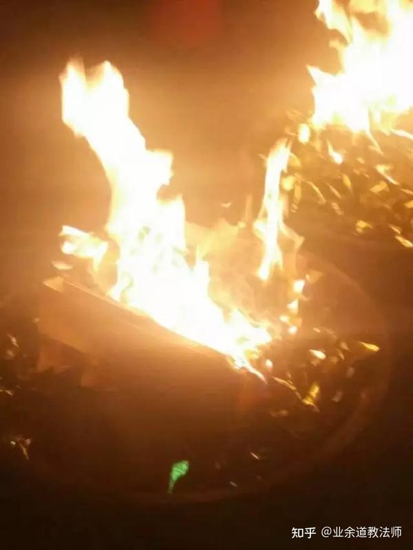 祭祀为何要烧纸?暗含阴阳五行转换?