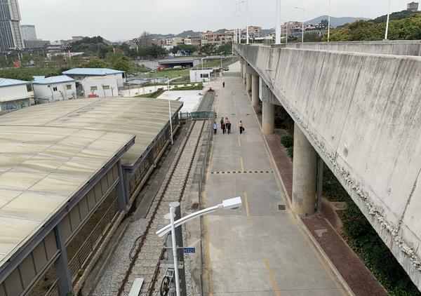 实踩:萝岗车辆段项目,1403亩 地铁 山景,周边房价近4万!