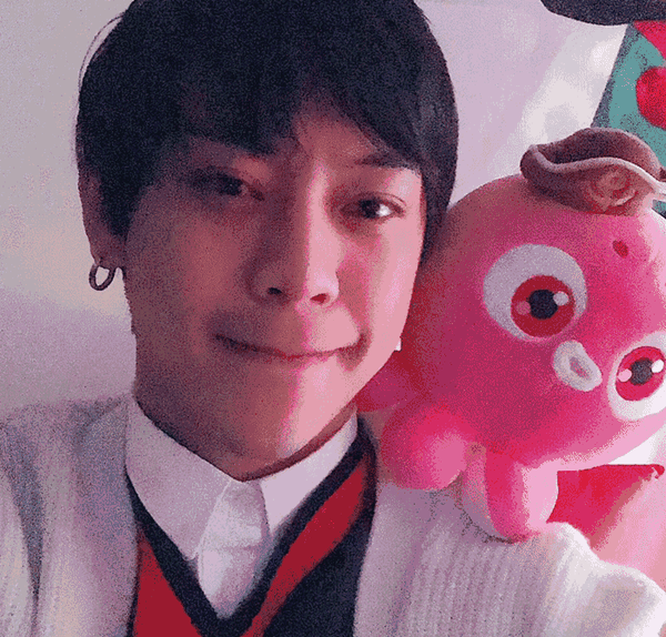 渐渐地,三儿的心里有一个声音出现,finger tut是他喜欢的,他要把它