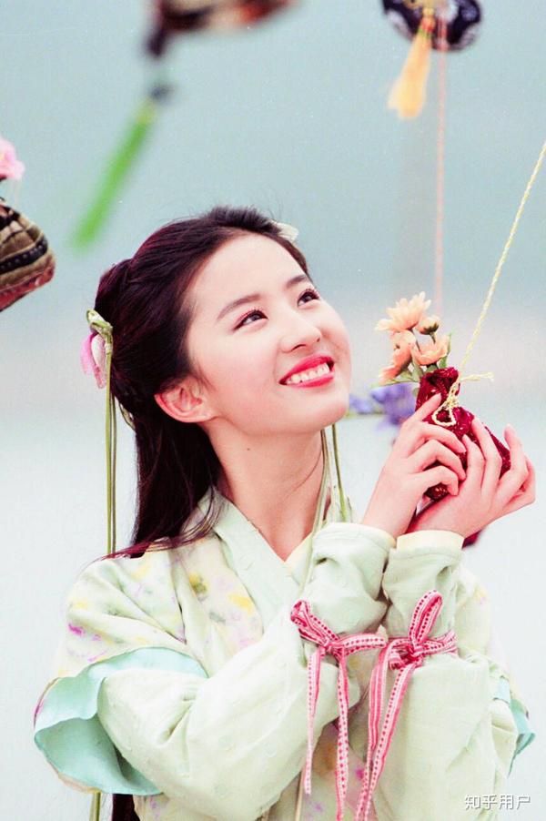 仙剑奇侠传电影会邀请胡歌和刘亦菲来演吗?