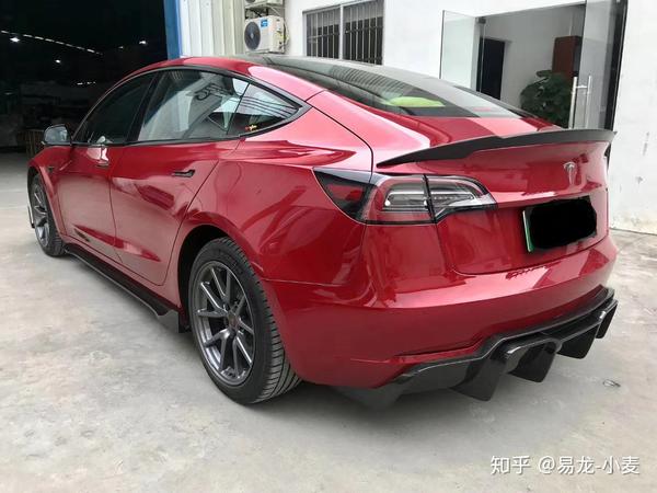 特斯拉毛豆3 model3改装vorsteiner碳纤维包围,前唇前
