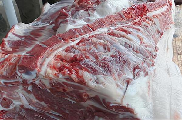 猪肉跌破15元,牛羊肉跟跌,鲤鱼鲫鱼上涨,农产品怎么了