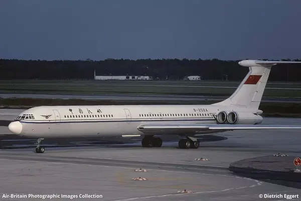 1979年摄于法兰克福的伊尔-62客机【摄影:dietrich eggert】