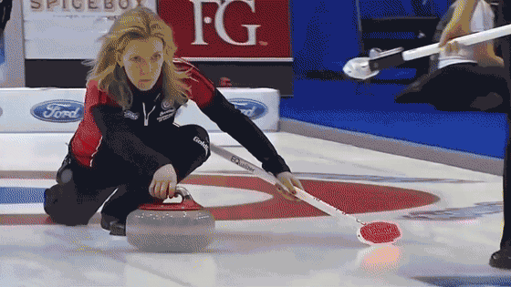 avia丨携手冰壶强队,征战冰壶世界杯!