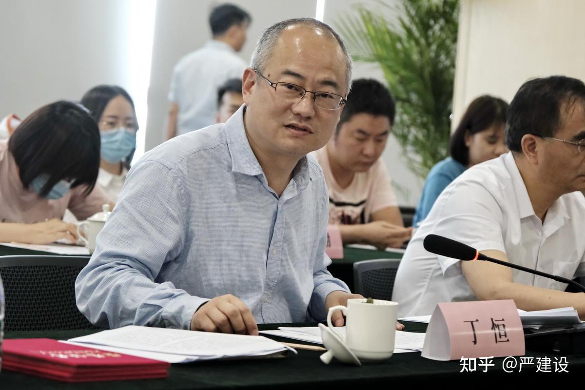 意见和建议后,丁恒副秘书长对大家给予政法工作的关心和支持表示感谢!