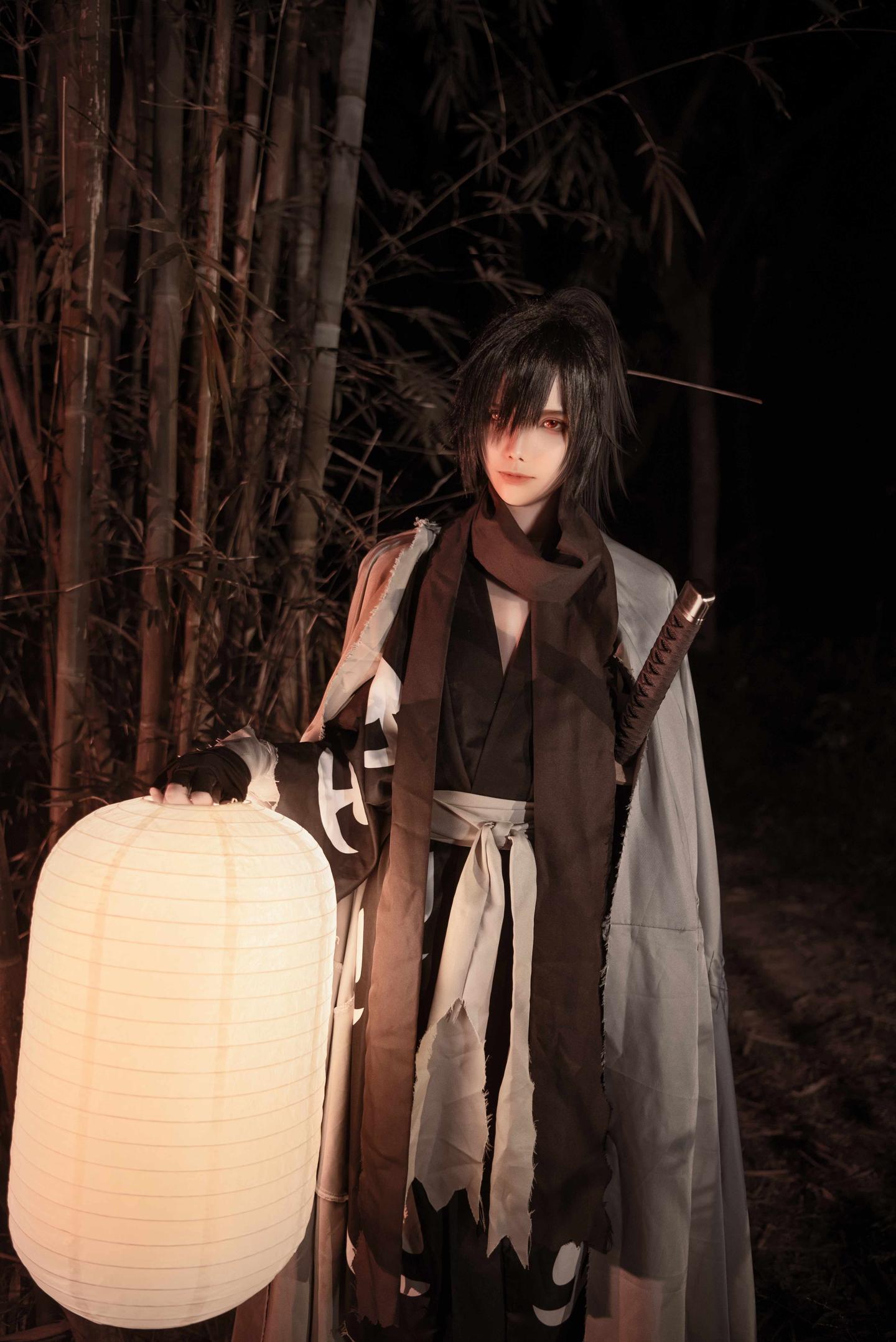 为喜欢的角色cosplay,为cp发糖成了同人绘师:采访千城