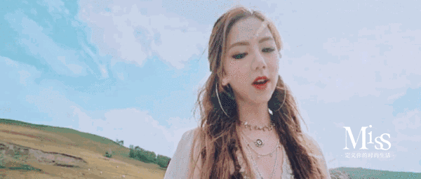 曾经被群嘲的邓紫棋,脱掉皮裤后竟然这么美 || 女神逆袭