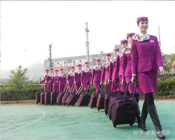 别说你不懂空乘的仪态礼仪