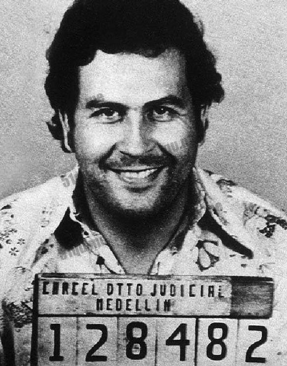 毒枭巴勃罗·埃斯科瓦尔(pablo escobar)