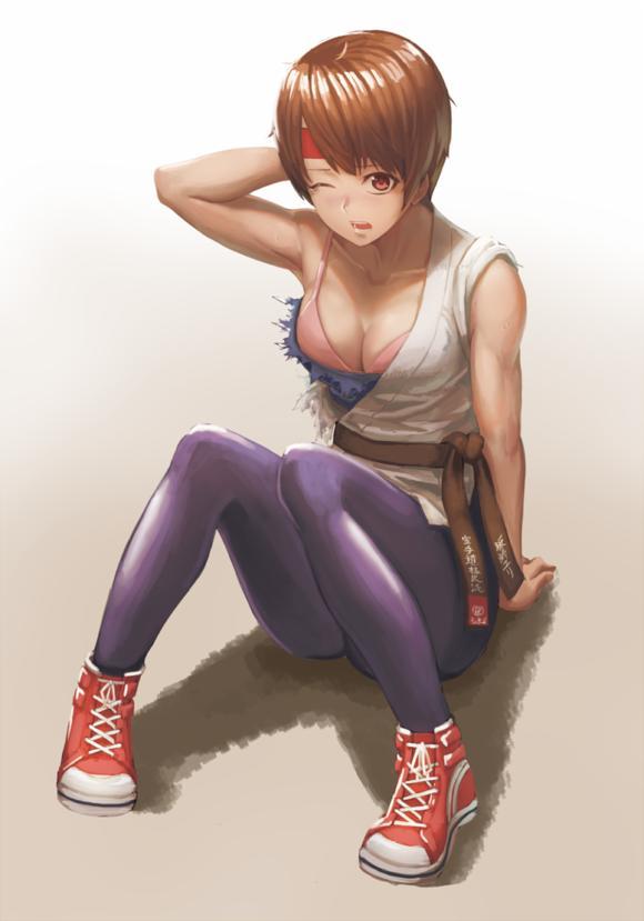 游戏中snk"贴心"的为坂崎由莉设定了爆衣系统,这让她的人气暴增 直到