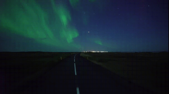 挂在树上看极光是一种什么体验?