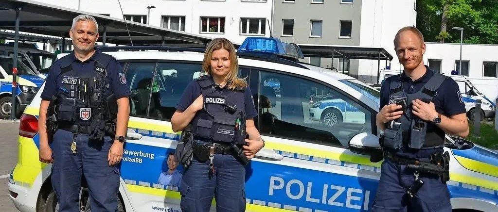 德国警察什么情况下才会开枪比美国警察可仁慈多了