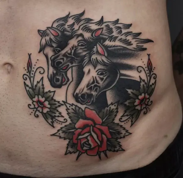 像许多其他纹身图案一样,"法老王的马"是基于宗教肖像学的设计,gus的