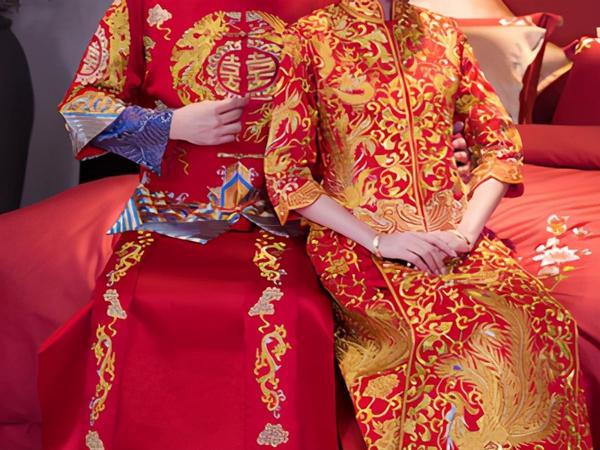 中式婚礼礼服之龙凤褂的穿着讲究与禁忌