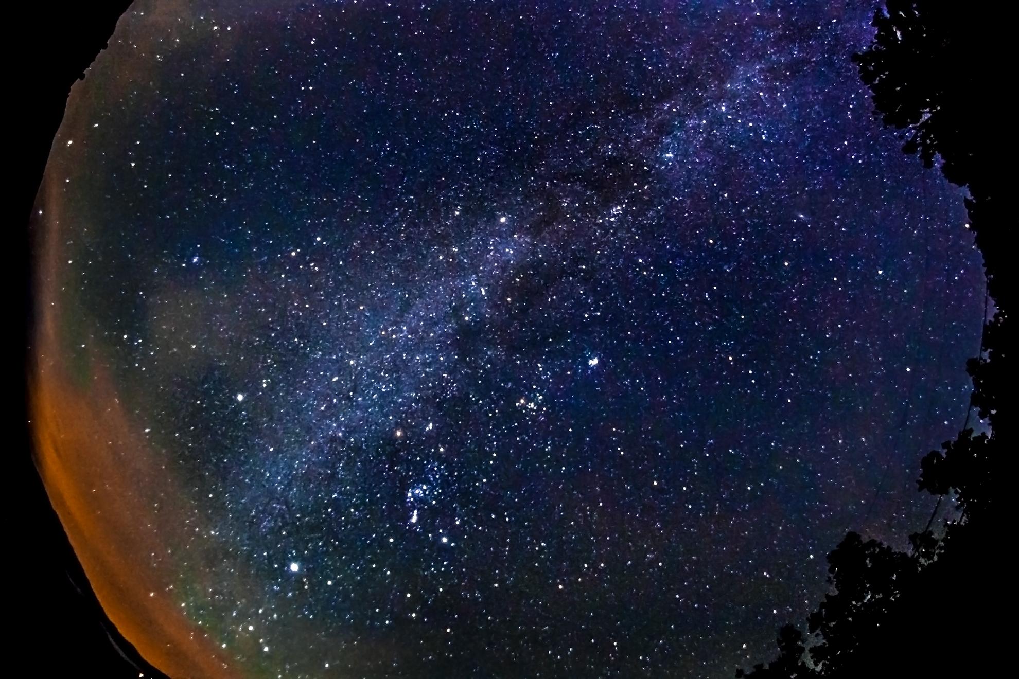 你曾见过的最美的星空是什么样的?