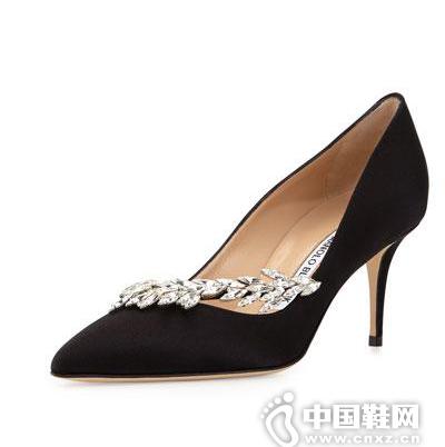 高跟鞋走路声音大 04928d65041368d318fecfd0fdc66fcb_b.jpg