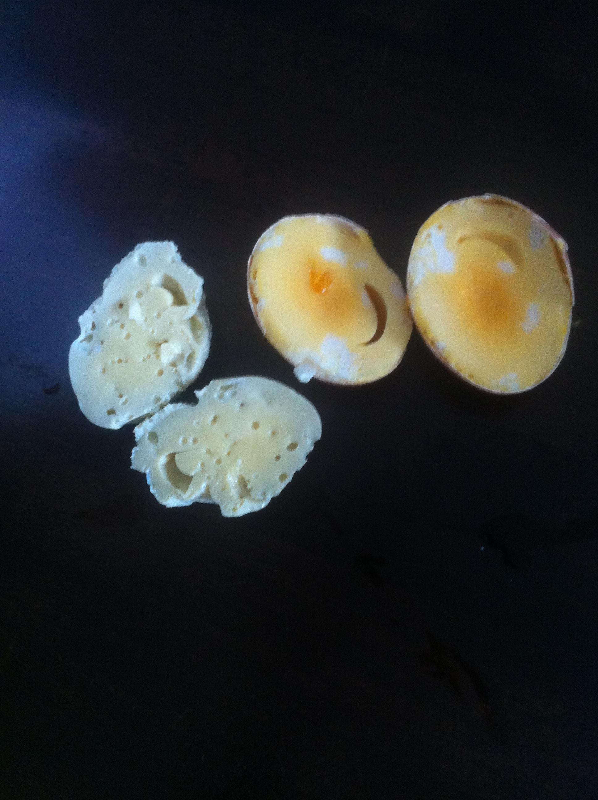 怎么辨别假鸡蛋和真鸡蛋（315打假日厨房小窍门 :7个方法教你辨别真假鸡蛋，防止上当） | 说明书网