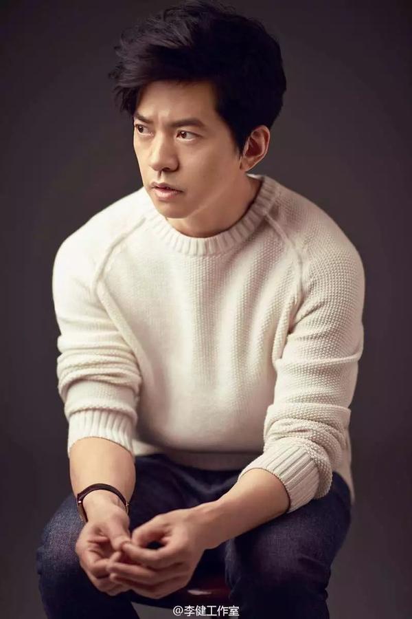 如何对华语乐坛众歌手进行封号,类似于唐诗的诗仙,诗圣,诗骨,诗杰