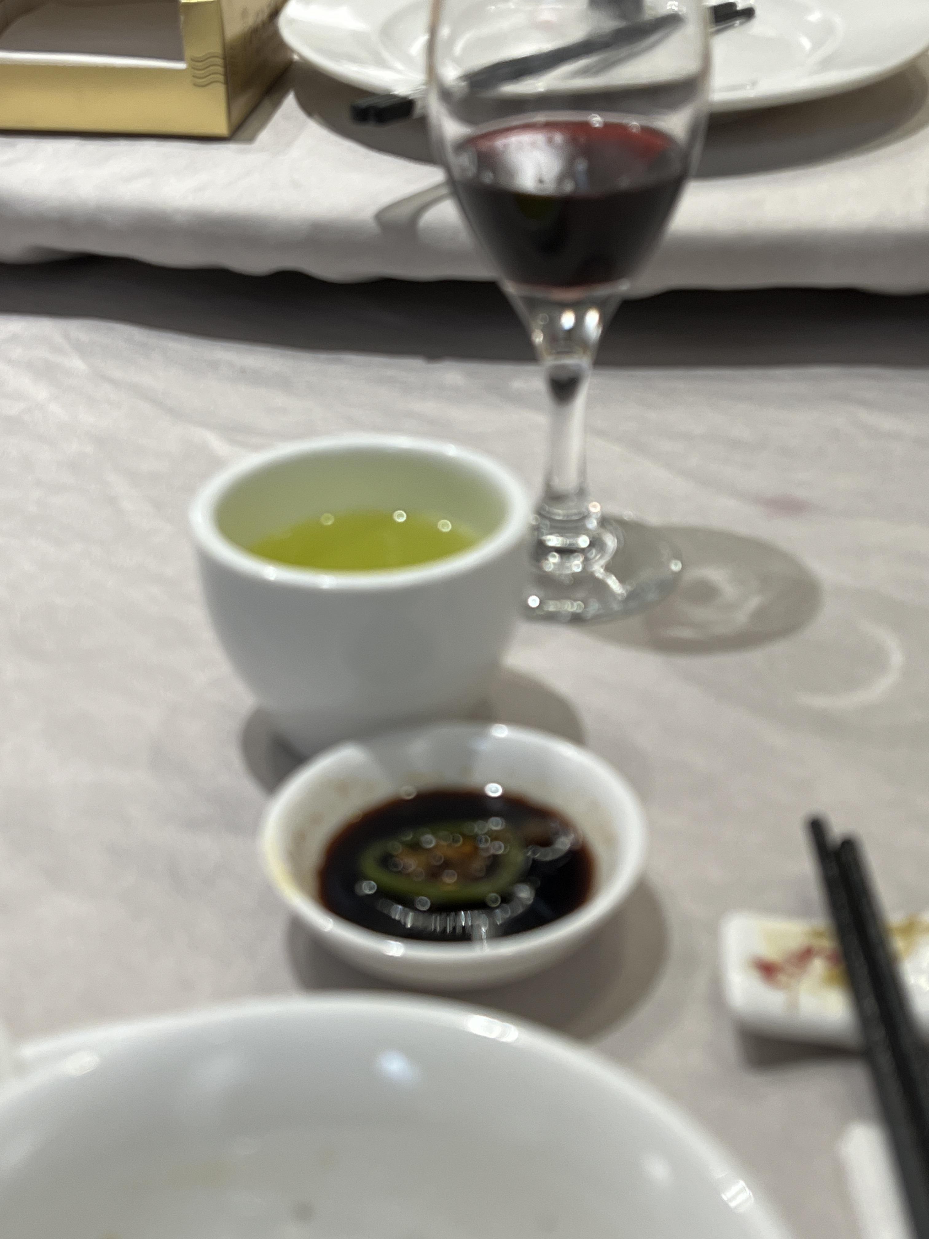 golden 的想法: 成年人的酒桌世界