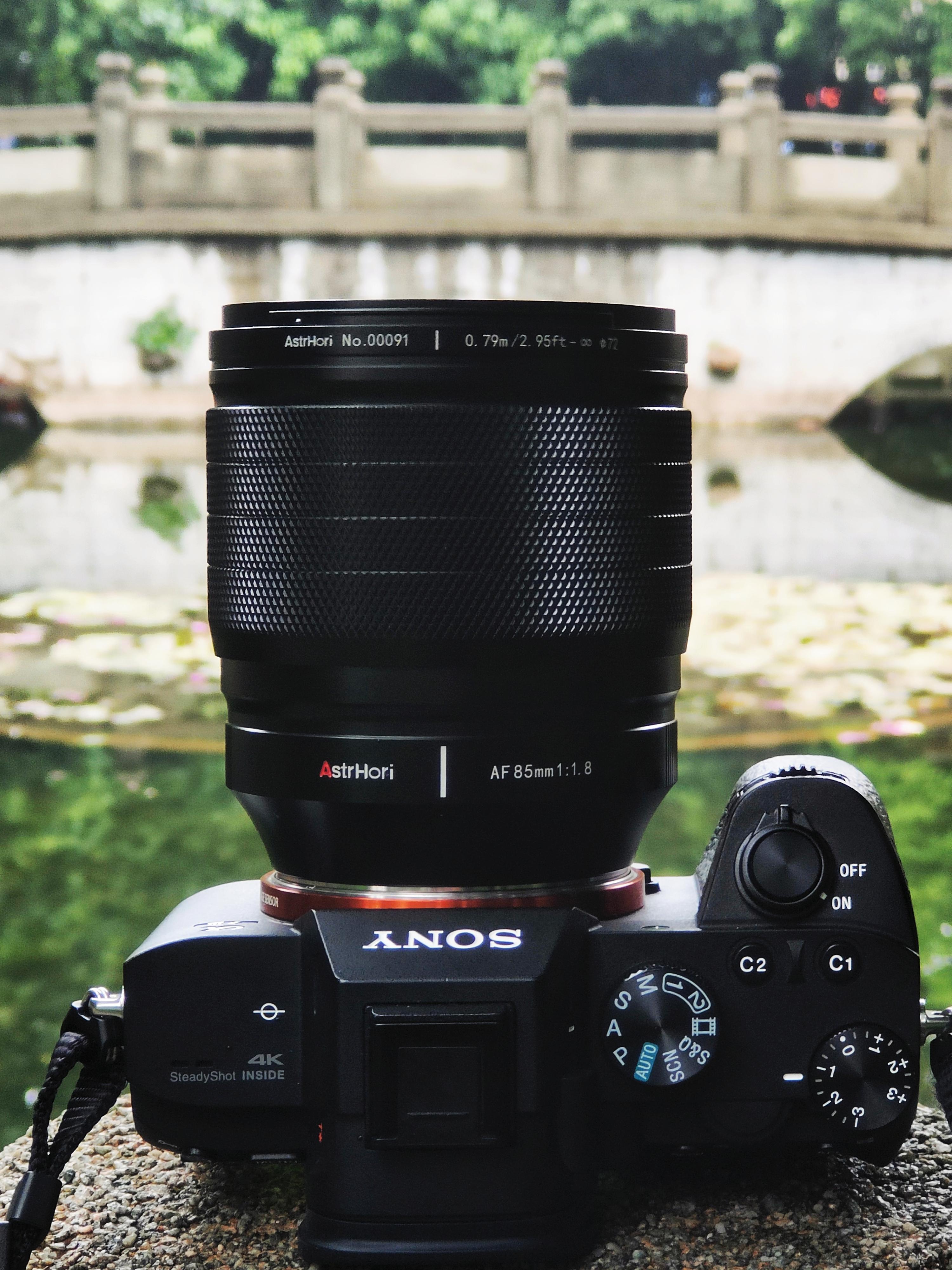 独立摄影师 的想法: 岩石星官宣新品尼康z卡口af85mm f1.