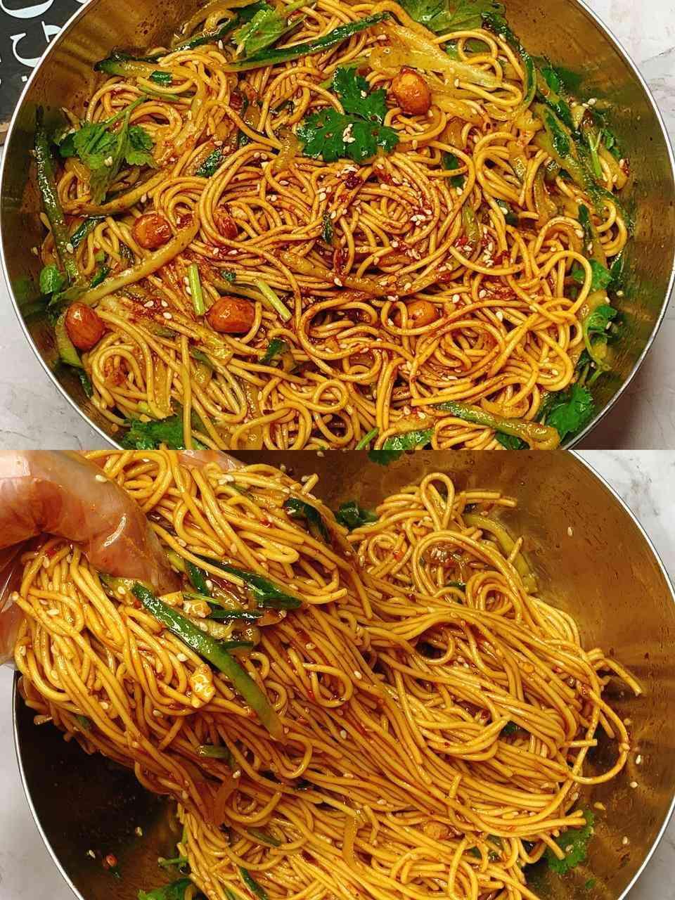 湖泊间的鱼儿 的想法: 凉面