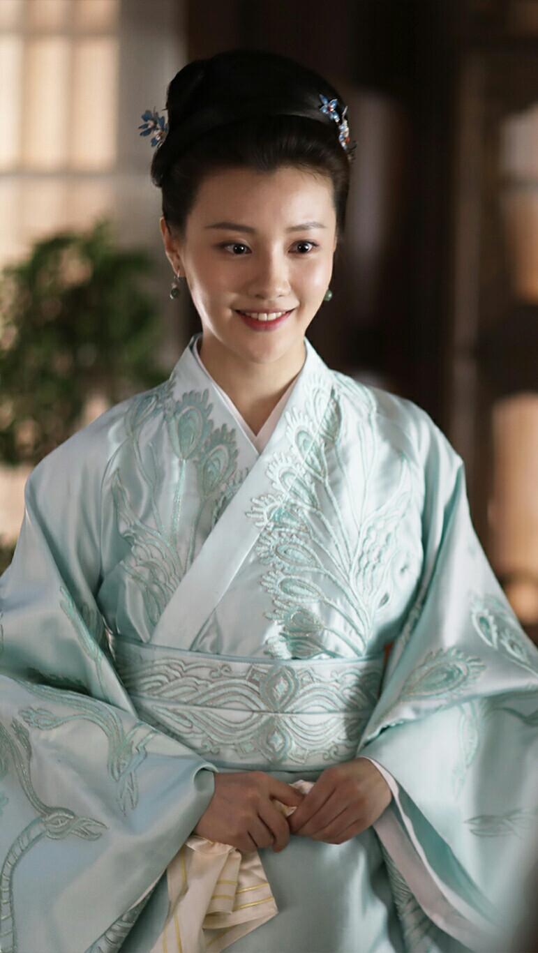 就是这个颓废样 的想法: 《莲花楼》女配王鹤润演技获赞 | 《莲花楼》