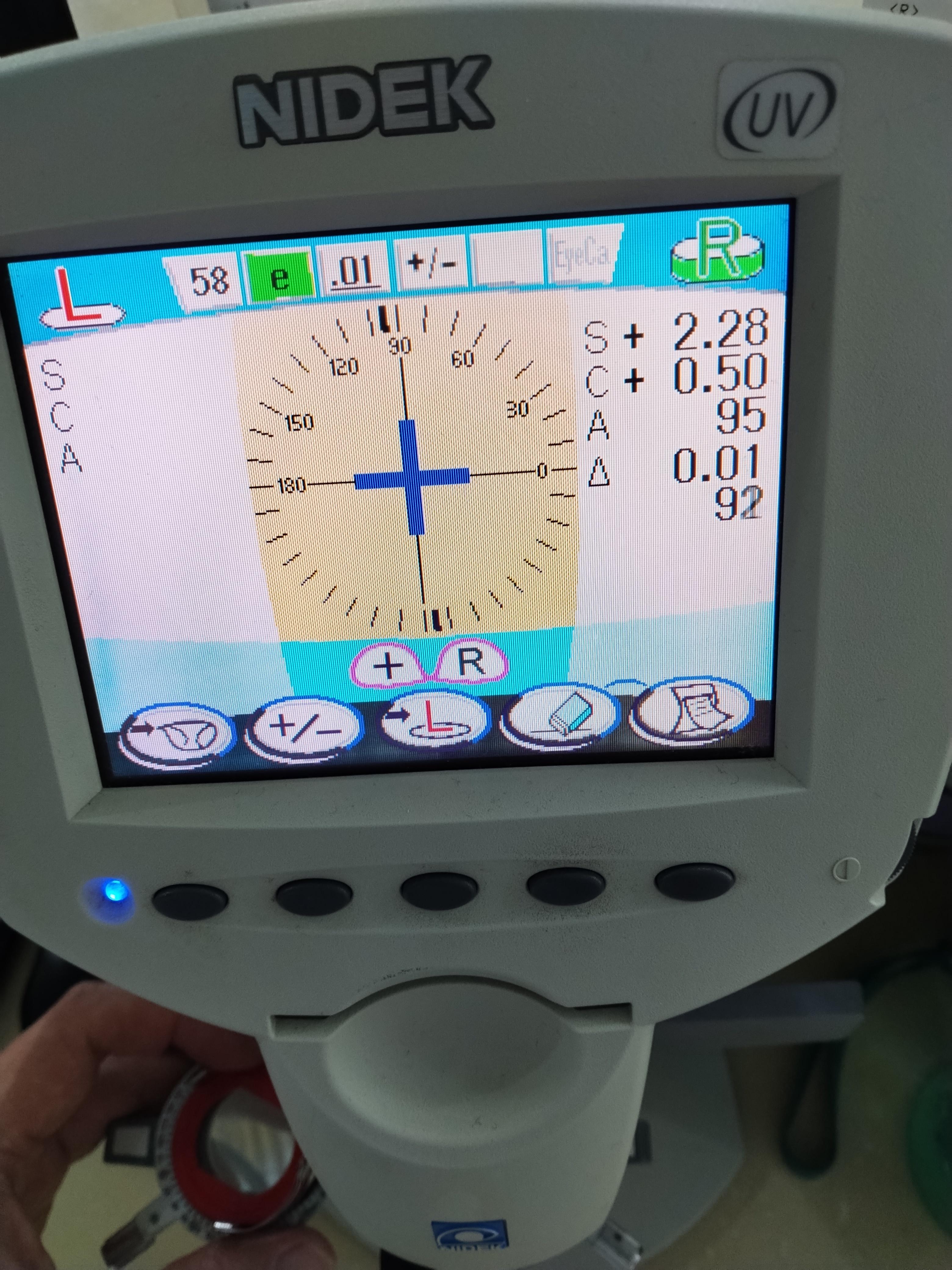 喵先生 的想法: 今日讲解视光焦度计的使用