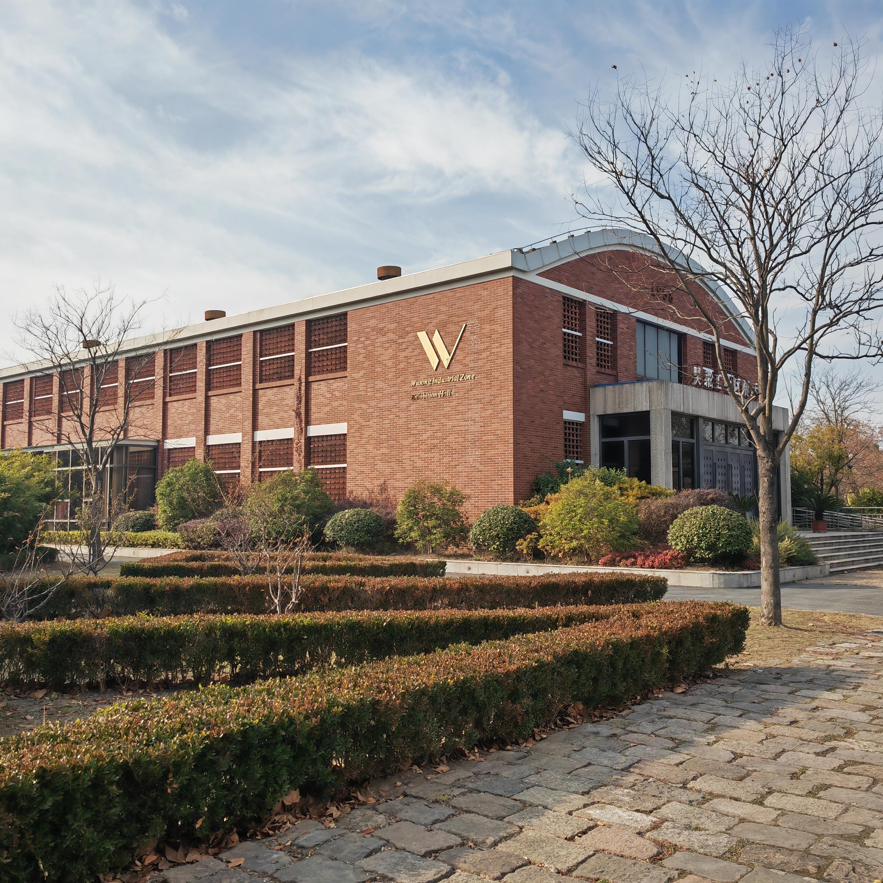 70后小文青,喜舞文弄墨,爱奇思妙想辛勤的小蜜蜂登录/注册