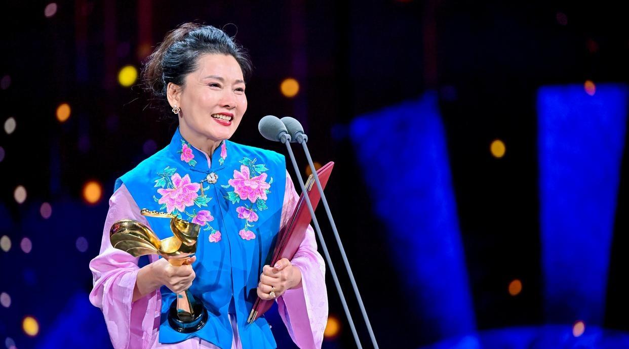 小炫风 的想法: 何赛飞获金鸡奖最佳女主角 | 第36届中国电影金鸡奖