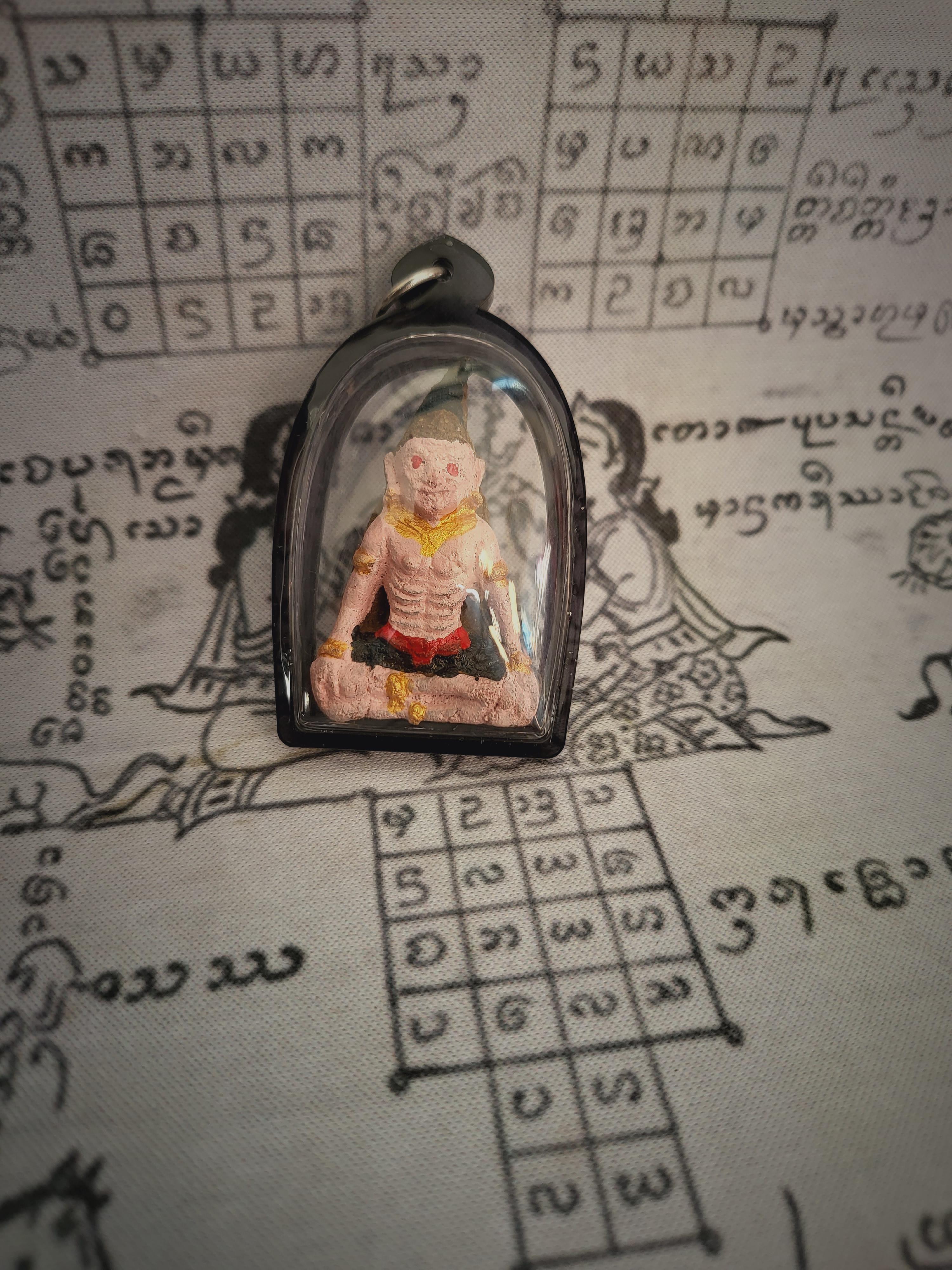 泰牌王-小杨 的想法: 泰国佛牌文化拍婴 | #泰国 #佛牌 #佛教文