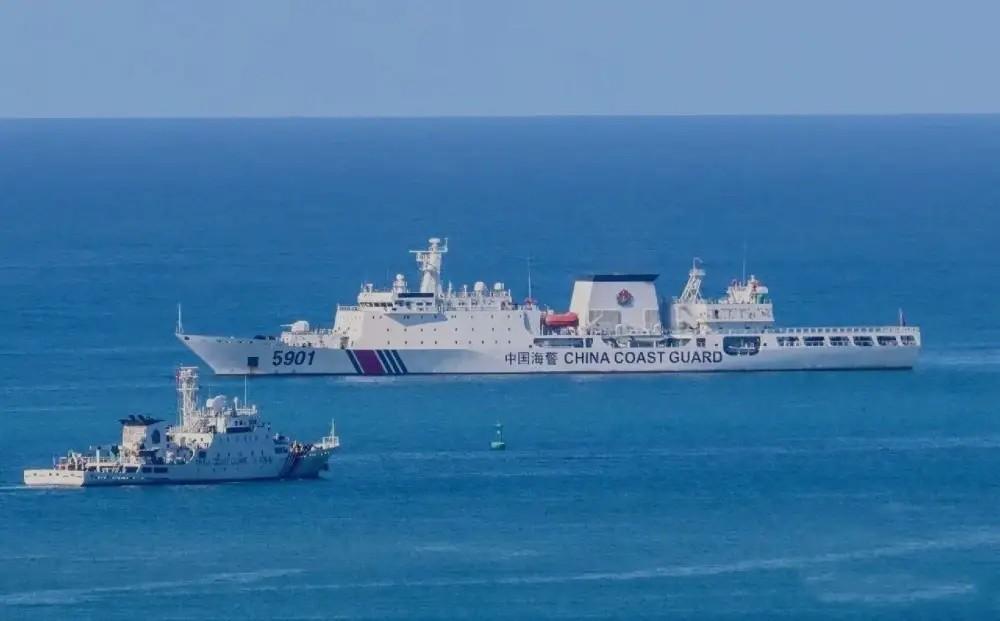 南海八爪鱼 的想法: 中国海警船队也被外媒称为"大白舰队",其中最大