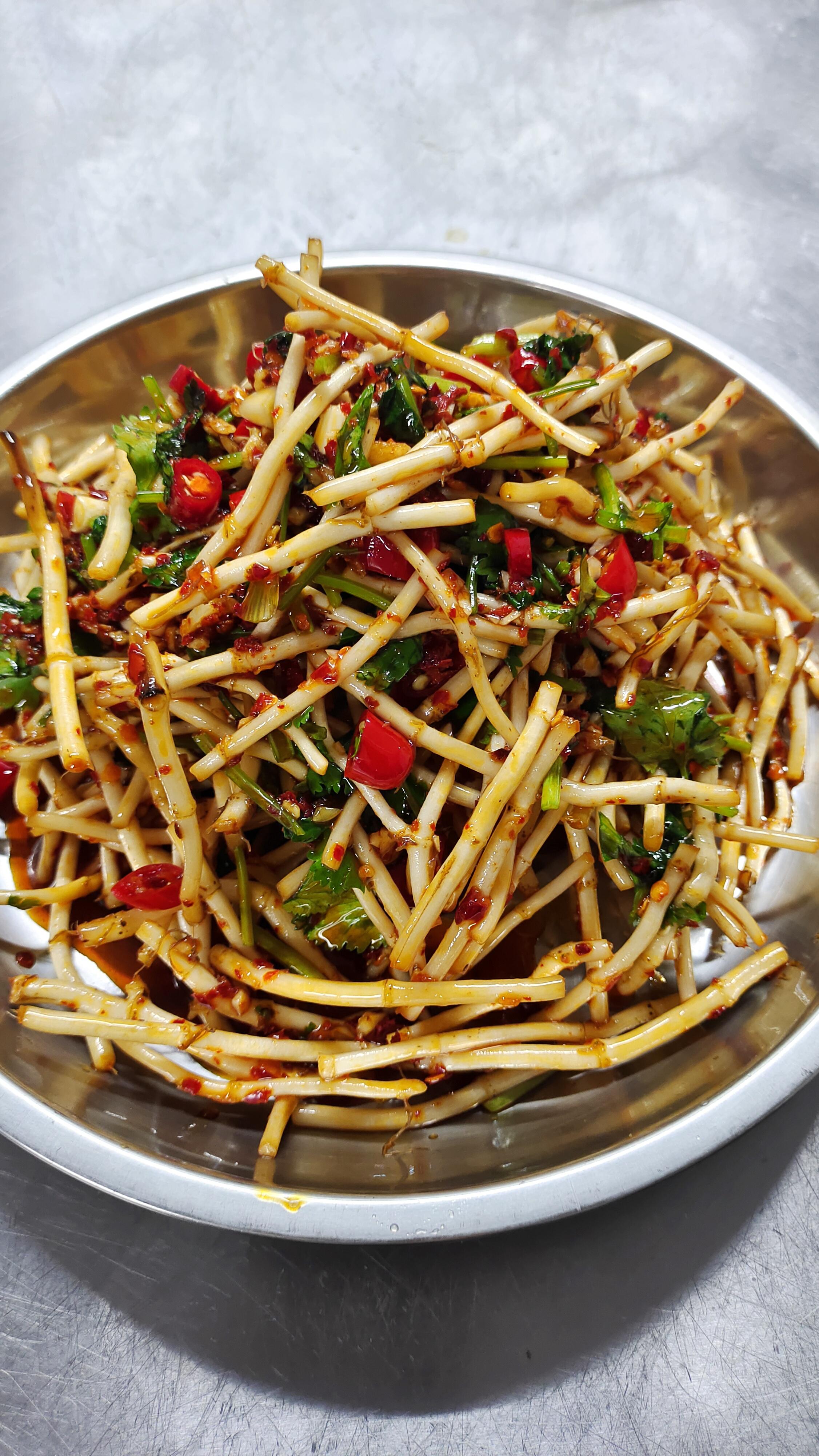 小小厨厨子 的想法: 凉拌鱼腥草 | <a class="hash_tag" href="