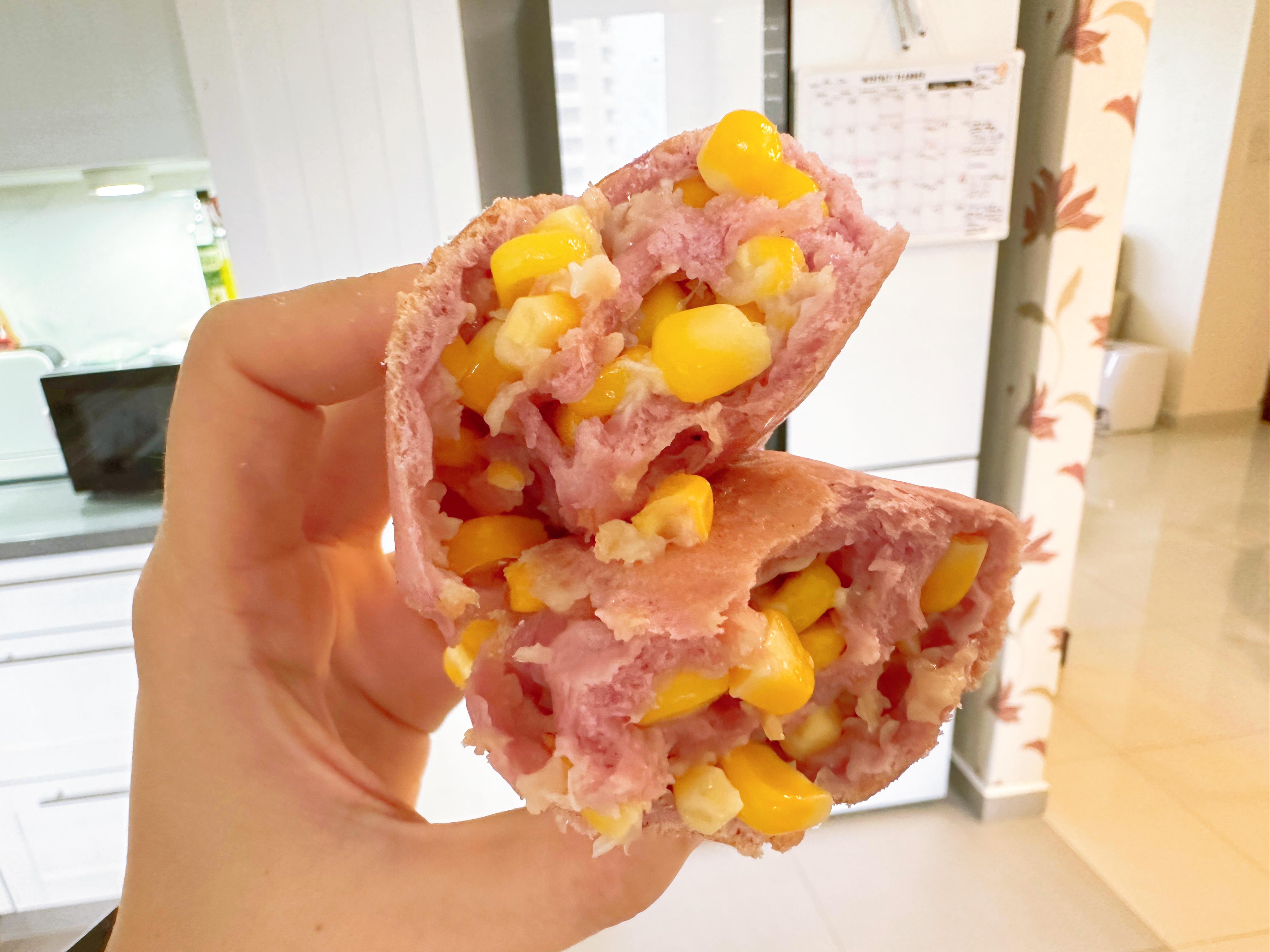 是那个tina 的想法: 烘焙日记 - 玉米芝士火腿面包 | woo……好香 br>