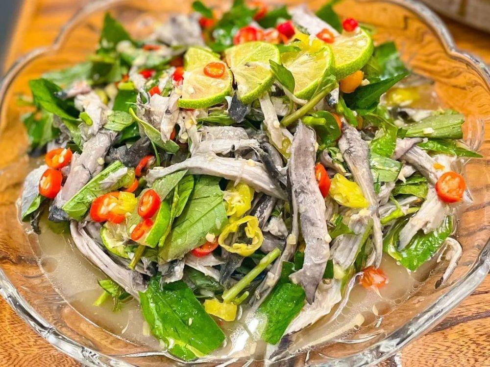 黎欣 的想法: 舌尖上的云南～鬼鸡