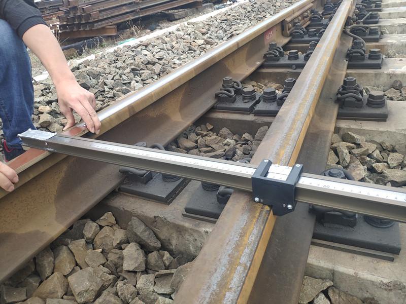 铁路支距尺用于测量标准轨距铁路道岔导曲线的支距