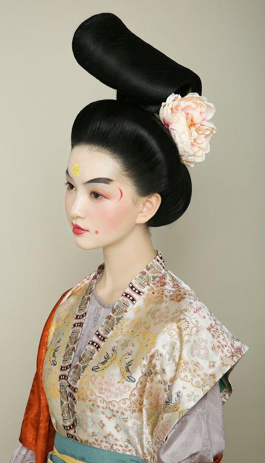 九州软件 的想法: 今天分享四款汉服发型