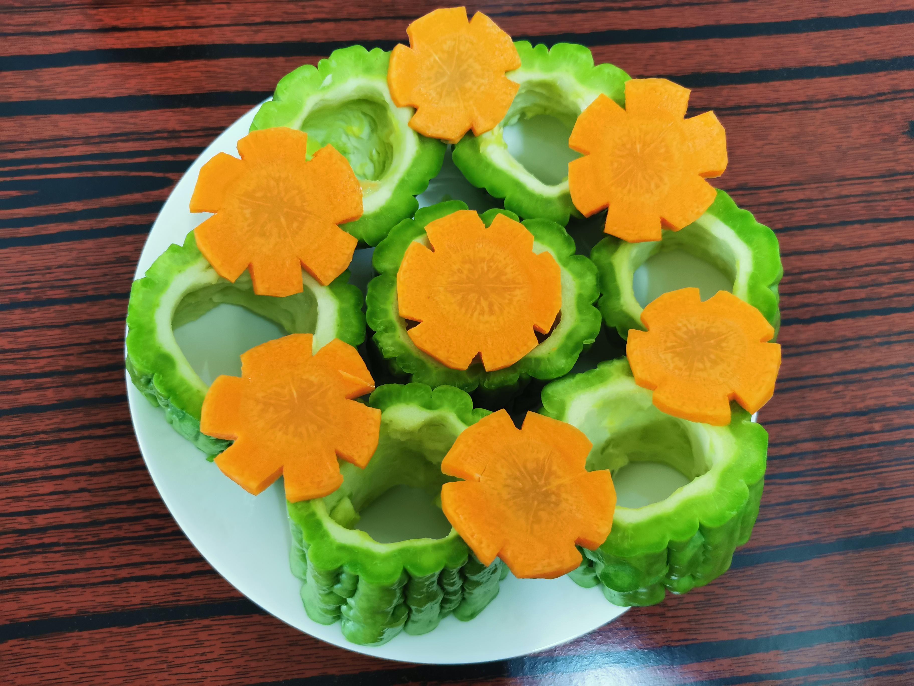 苦瓜很常见,而花式酿苦瓜,估计你就未必见过啦!