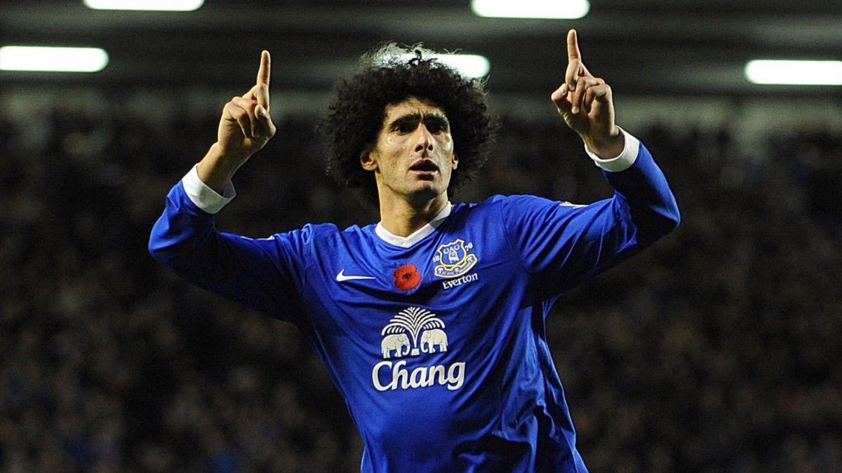 前曼联,山东泰山球员费莱尼宣布退役 | 36岁的比利时中场费莱尼胁布