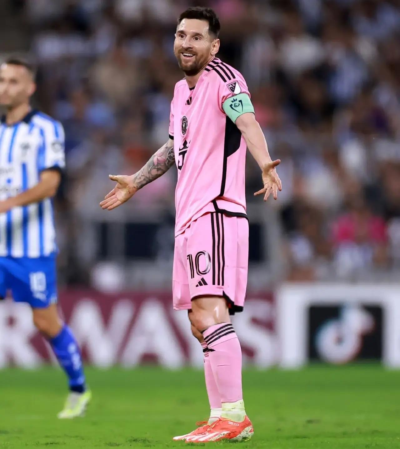 耀腾体育 的想法: 梅西要不要背锅?