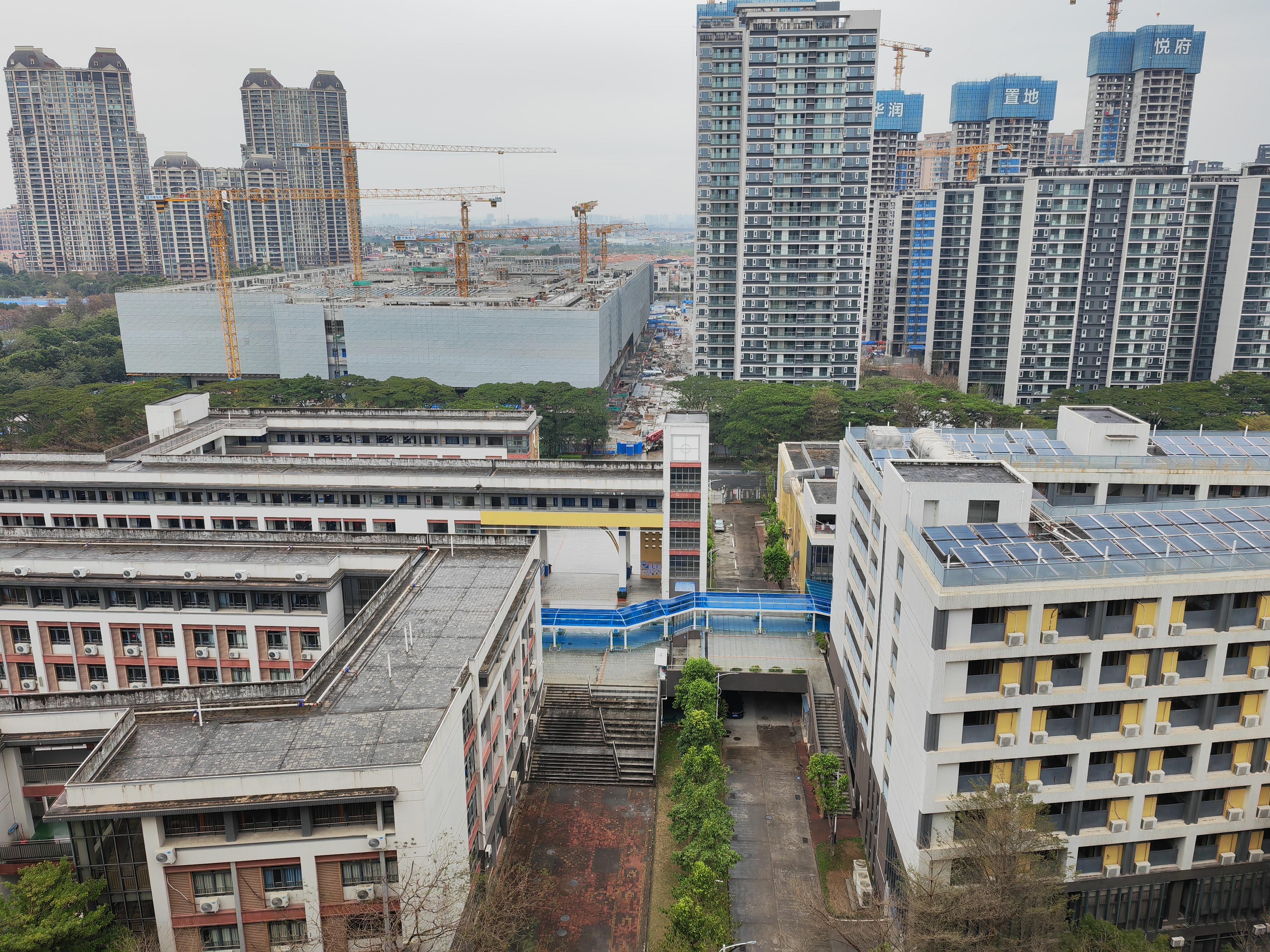 顺峰中学应该系大良打造好初中嘅开端吧.虽然咁多年过去,宜家