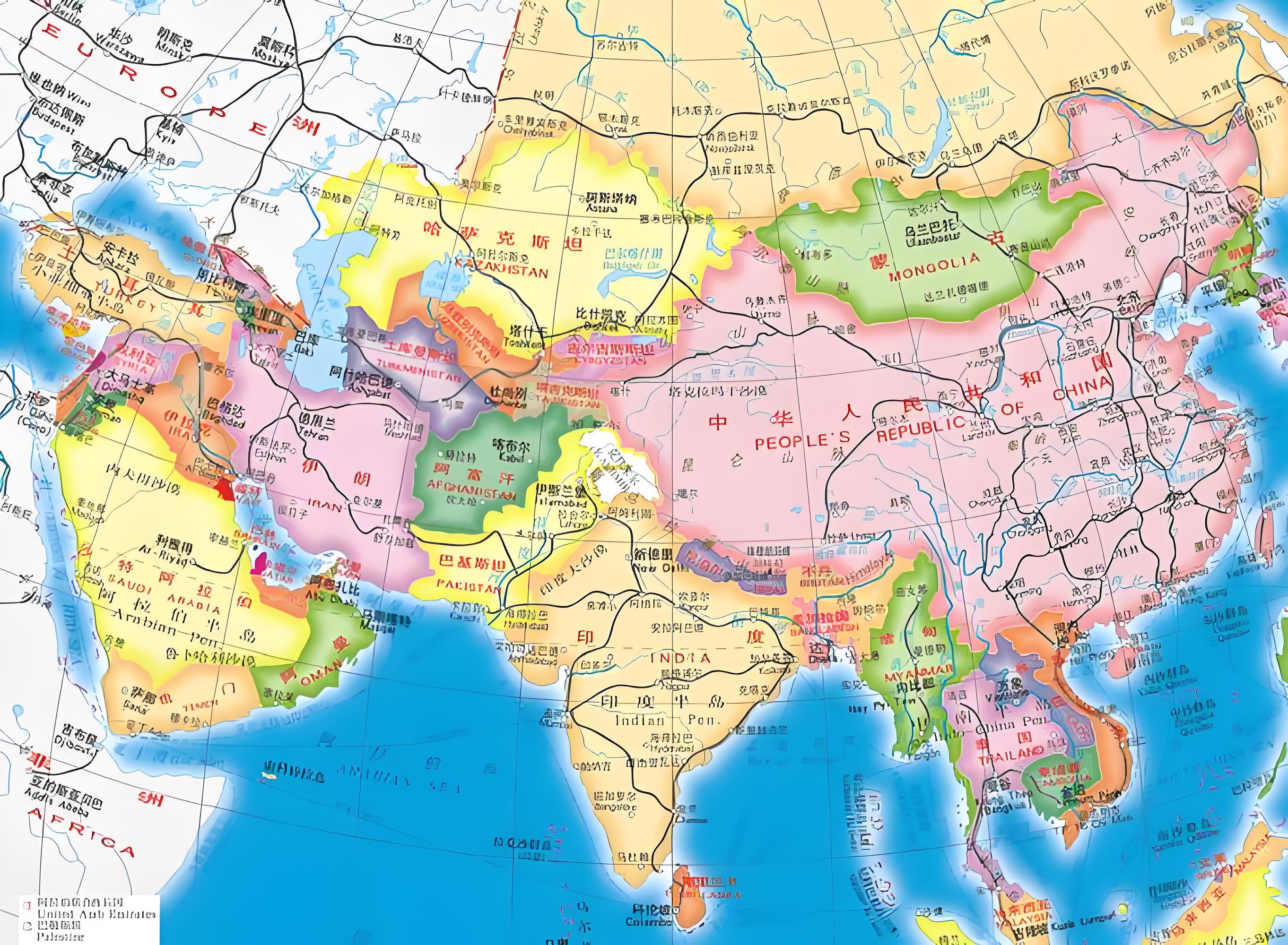 它就像一把尖锥狠狠地刺入印度洋,把整个北印度洋硬生生地撕开,所有