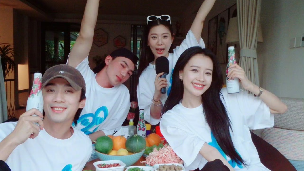 贵圈儿探姐 的想法: 孙怡回应和滕光正同游冲上热搜,网传孙怡和滕光正