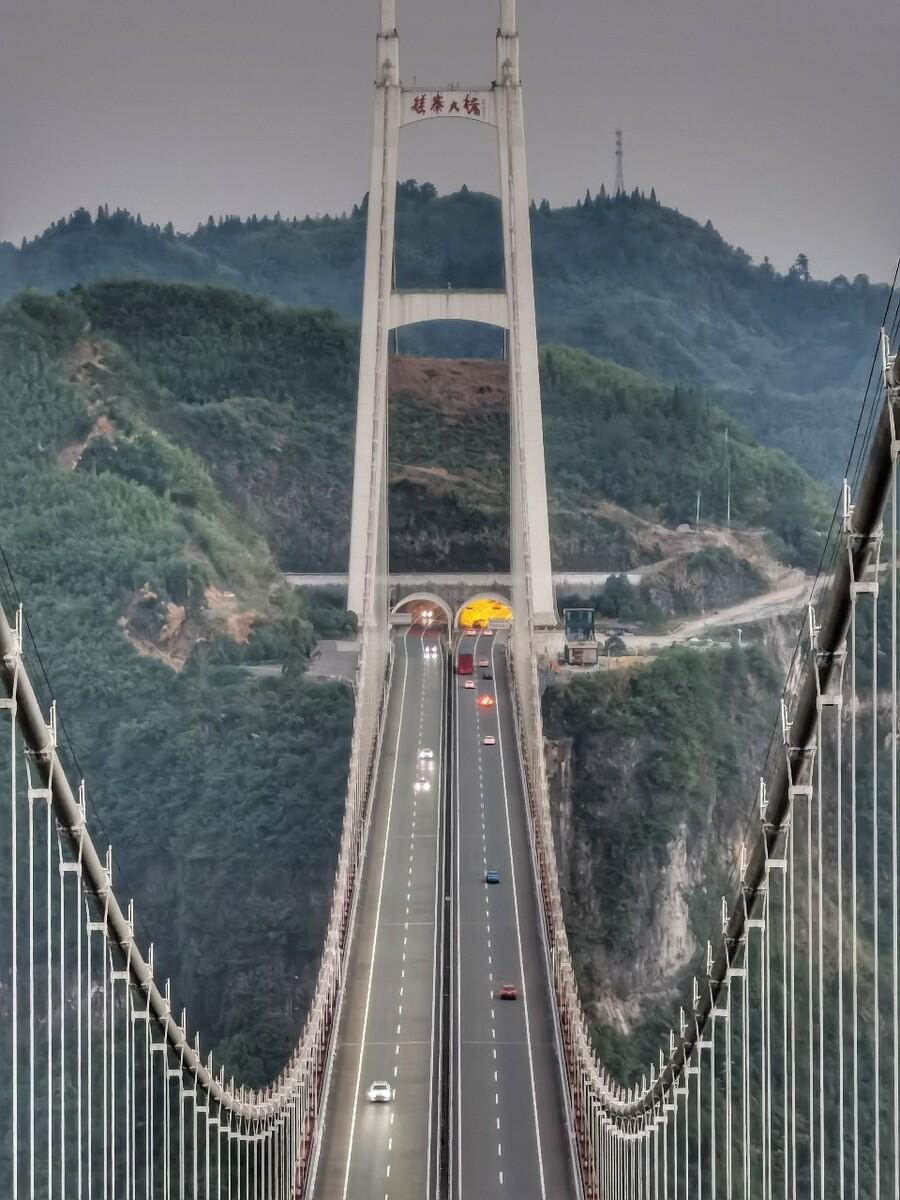 矮寨大桥风景图片